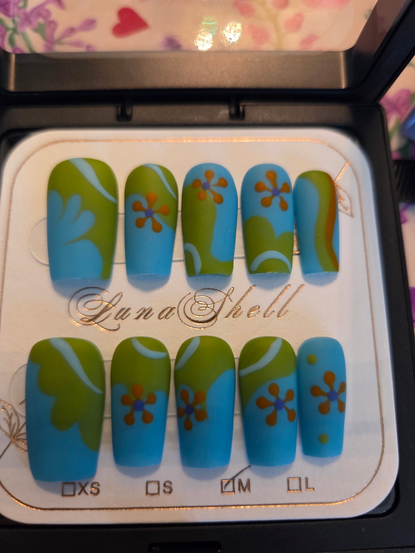 Groovy Flower Van