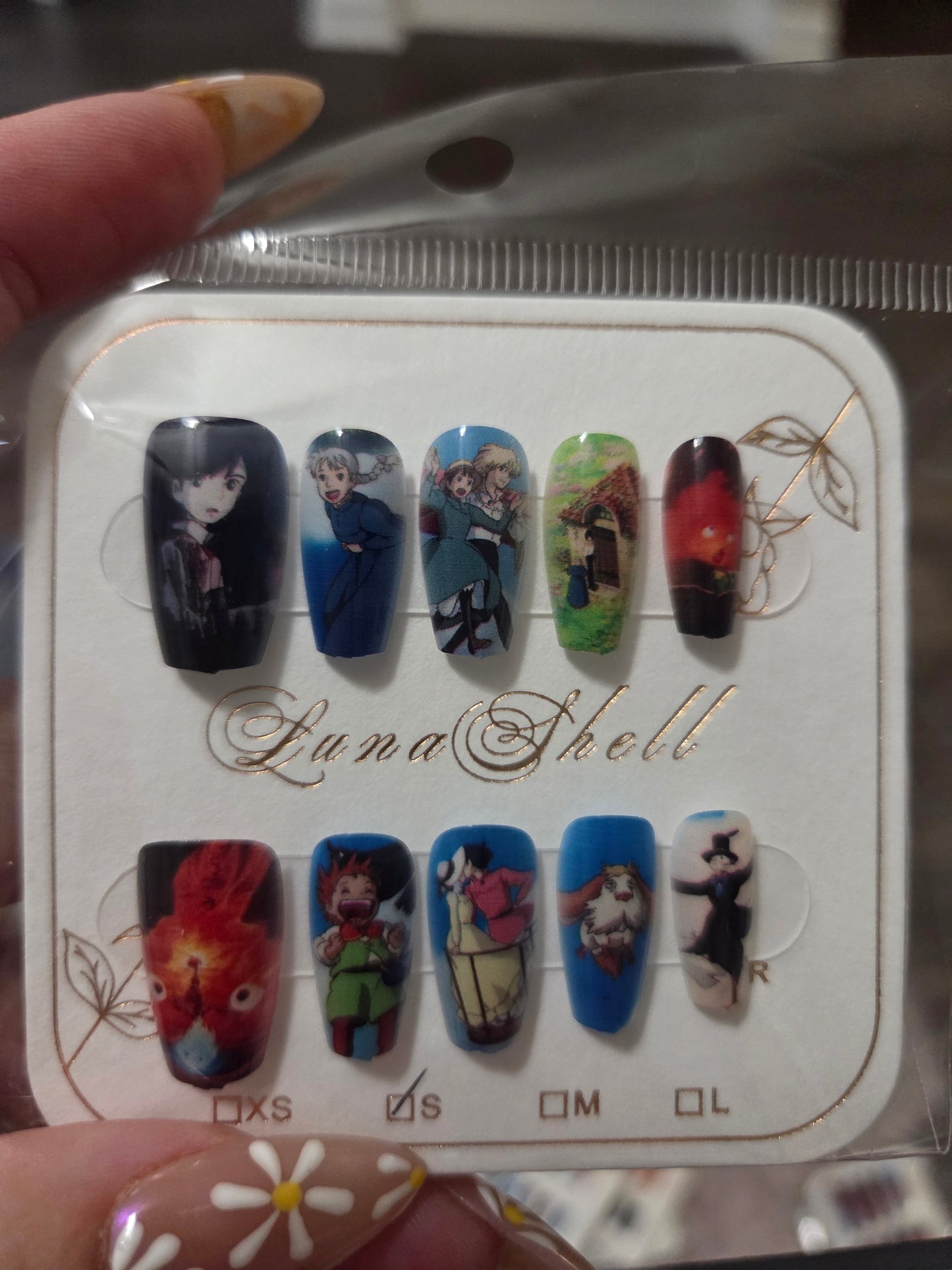Moving Castle Press-On Nails