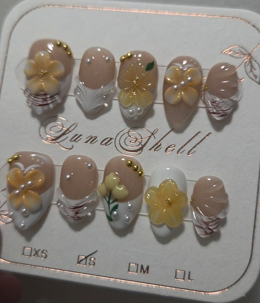 Honey Blossom Press-On Nails